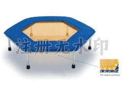 六角蹦床
